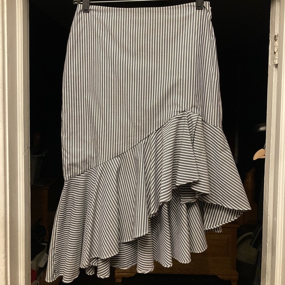 Never Worn INTERMIX Skirt - Picture 1 of 3